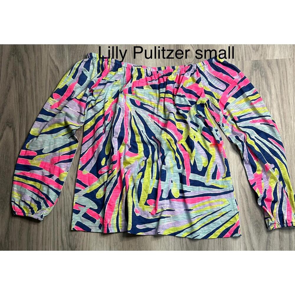 Lilly Pulitzer Small Off-Shoulder Long Sleeve Top